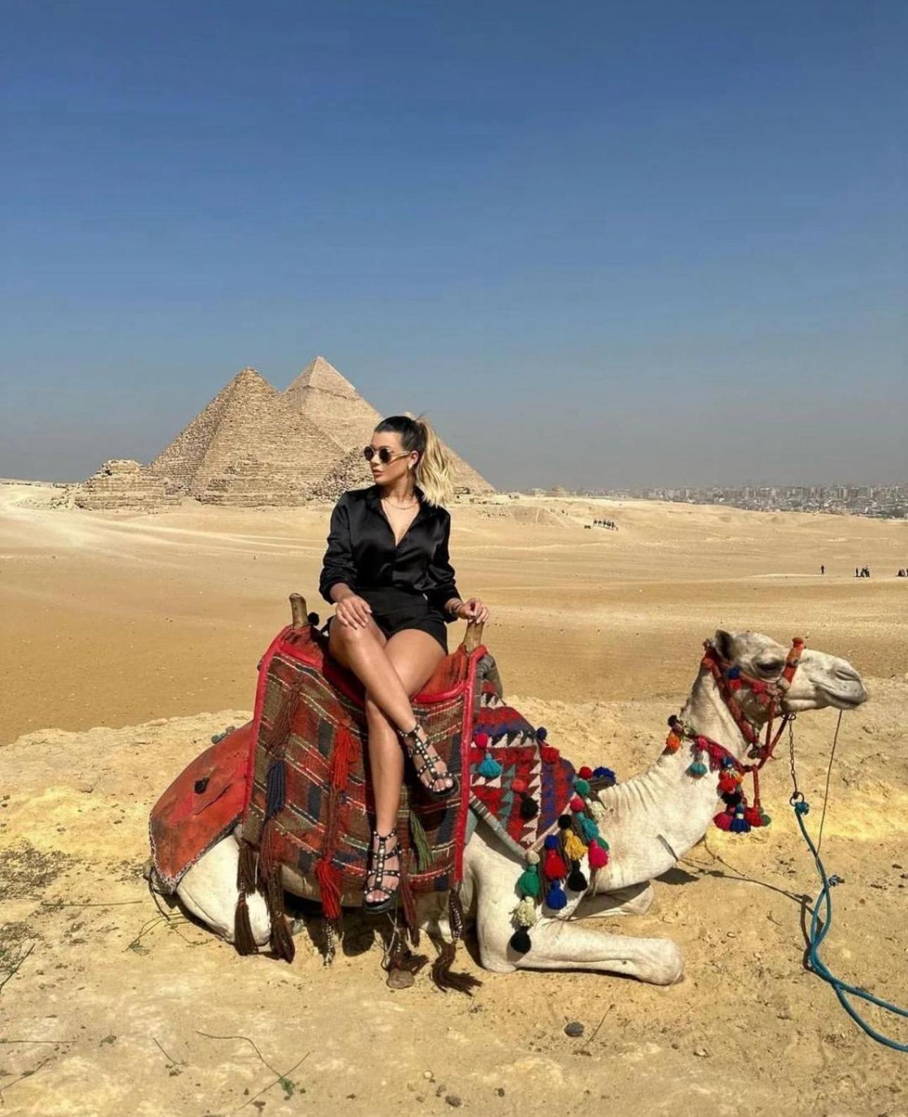 The Boulevard Sphinx Tower Kafret el-Gabal Kültér fotó